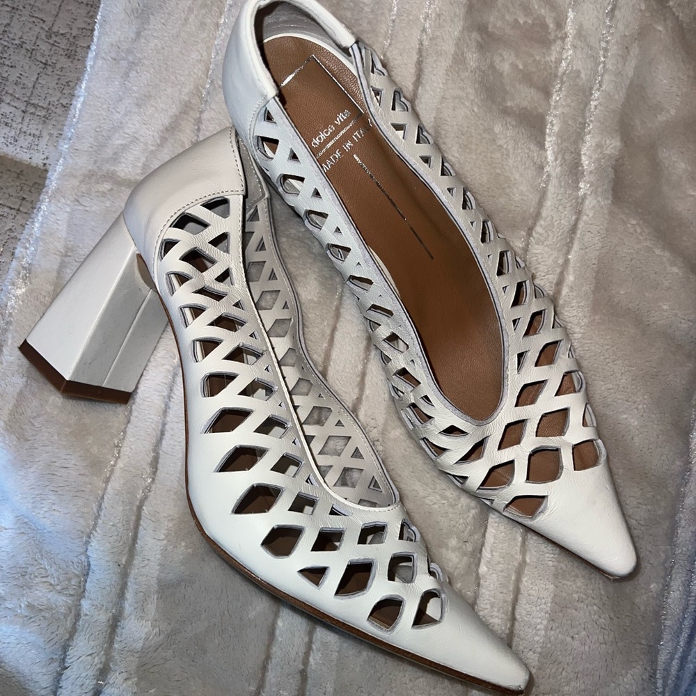 Heels - Picture 3 of 4